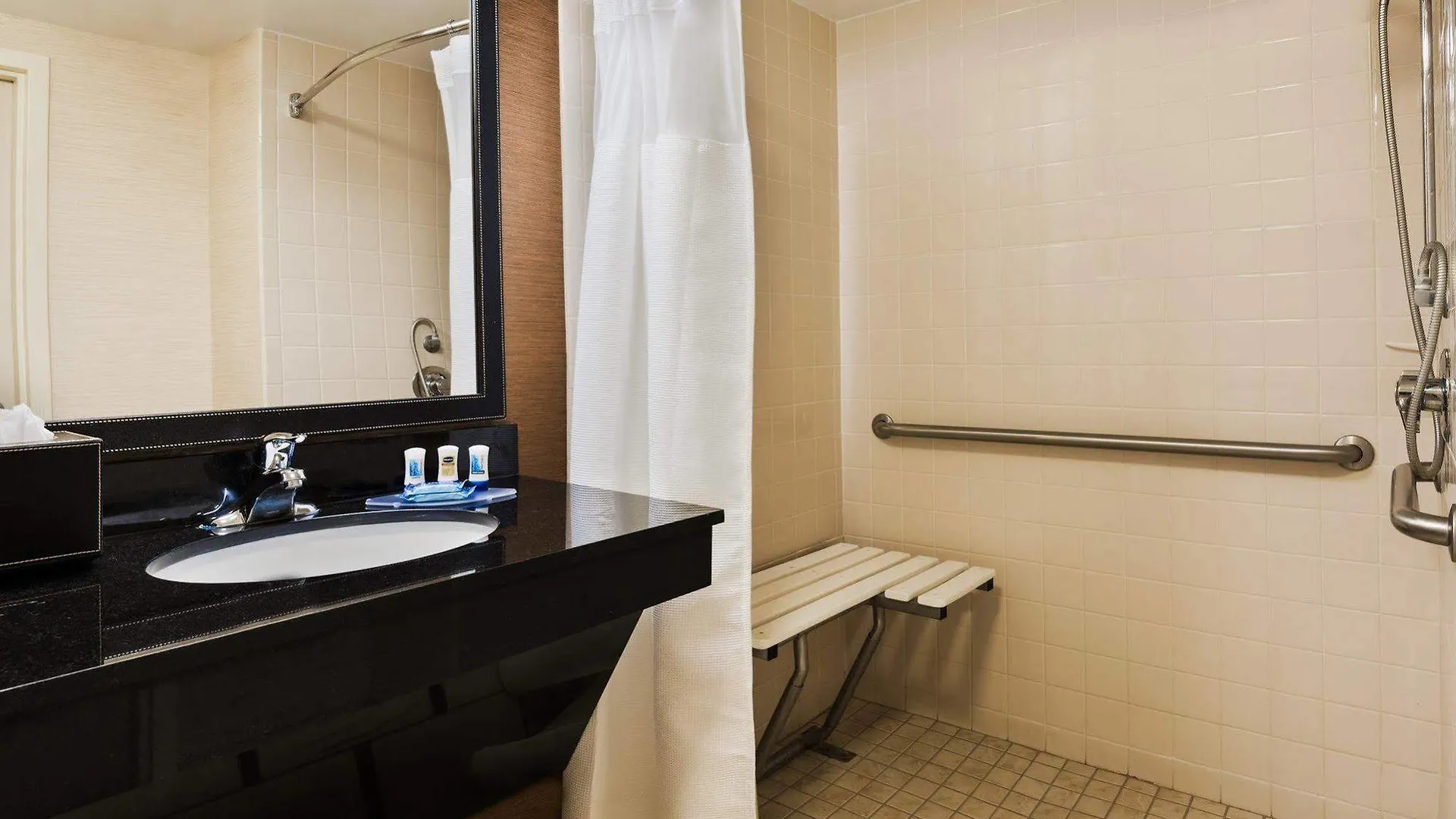 Hotel Fairfield Inn And Suites By Marriott Clearwater